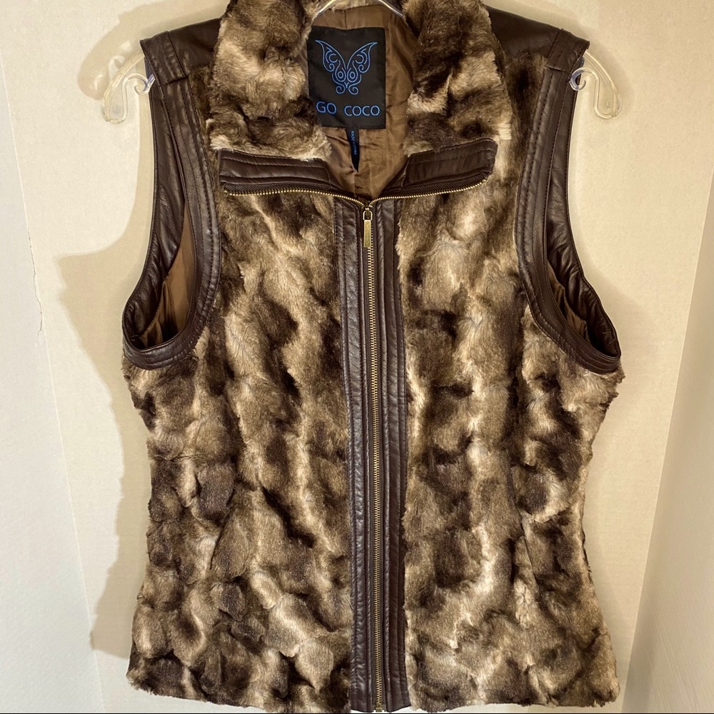 Faux fur and leather Go CoCo vest size Large